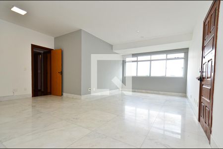 Sala de estar de apartamento para alugar com 3 quartos, 140m² em Buritis, Belo Horizonte