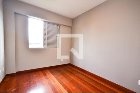 Quarto1 de apartamento para alugar com 3 quartos, 140m² em Buritis, Belo Horizonte