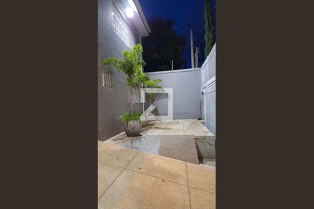 Quintal de casa à venda com 3 quartos, 300m² em Jardim Carlos Lourenço, Campinas