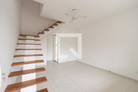 Sala de casa para alugar com 2 quartos, 90m² em Campo Grande, Rio de Janeiro
