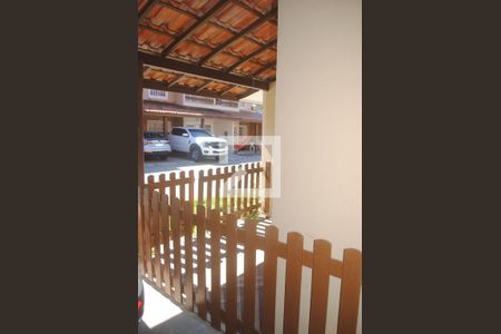 Sala vista de casa de condomínio para alugar com 3 quartos, 160m² em Pituaçu, Salvador