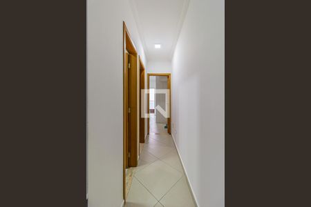 Corredor de apartamento para alugar com 2 quartos, 59m² em Santa Teresinha, Santo André