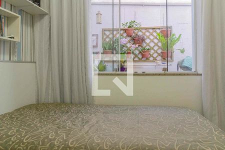 Apartamento à venda com 3 quartos, 153m² em Vila Paris, Belo Horizonte