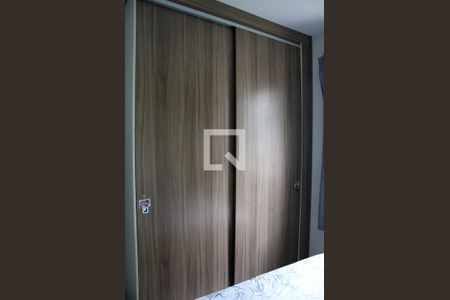 Quarto 2 de apartamento à venda com 2 quartos, 48m² em Jardim Arco- Iris, Diadema