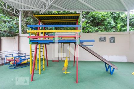 Apartamento para alugar com 50m², 2 quartos e 1 vaga Apartamento para alugar com 50m², 2 quartos e 1 vagaÁrea comum - Playground