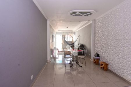 Sala de casa para alugar com 3 quartos, 120m² em Cidade São Mateus, São Paulo