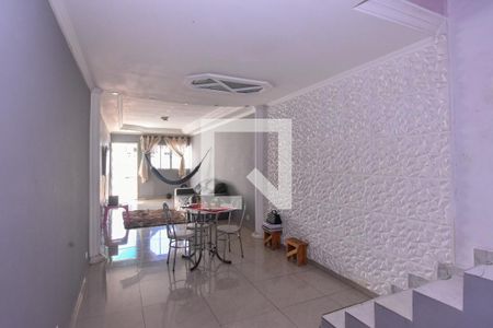 Sala de casa para alugar com 3 quartos, 120m² em Cidade São Mateus, São Paulo