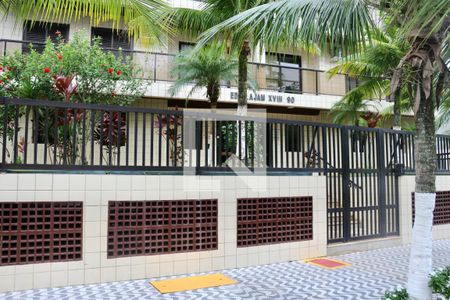 Apartamento para alugar com 80m², 2 quartos e 1 vaga Apartamento para alugar com 80m², 2 quartos e 1 vagaFachada