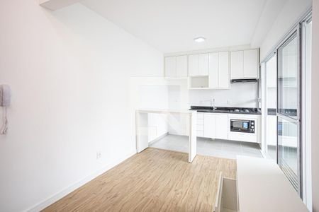 Sala de apartamento para alugar com 1 quarto, 38m² em Centro, Osasco