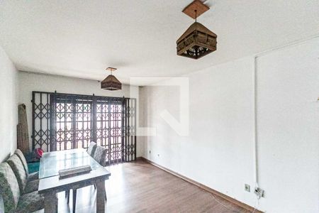 Apartamento à venda com 67m², 2 quartos e 1 vagaSala