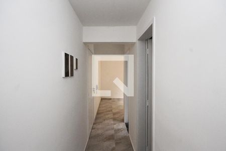 Corredor de apartamento à venda com 1 quarto, 38m² em Vila Lucia, São Paulo