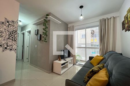 Sala de apartamento para alugar com 2 quartos, 50m² em Jardim Monte Alegre, Taboão da Serra