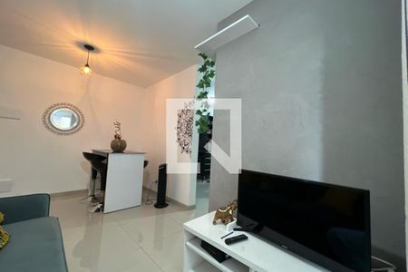 Sala de apartamento para alugar com 2 quartos, 50m² em Jardim Monte Alegre, Taboão da Serra