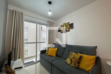 Sala de apartamento para alugar com 2 quartos, 50m² em Jardim Monte Alegre, Taboão da Serra