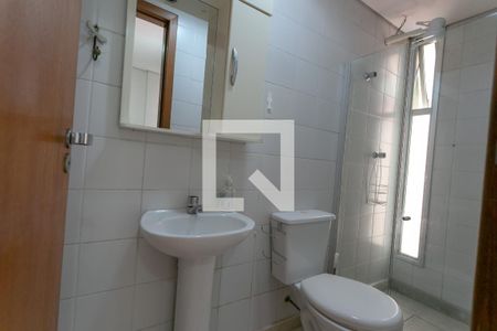 Banheiro de apartamento à venda com 1 quarto, 37m² em Centro, Belo Horizonte