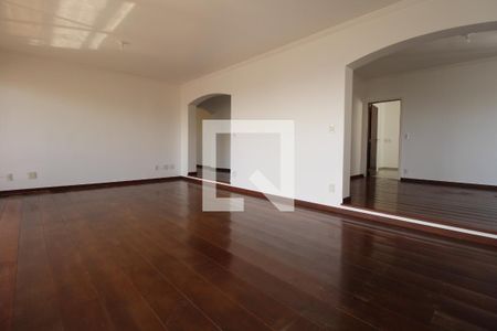 Sala de apartamento à venda com 4 quartos, 273m² em Cambuí, Campinas