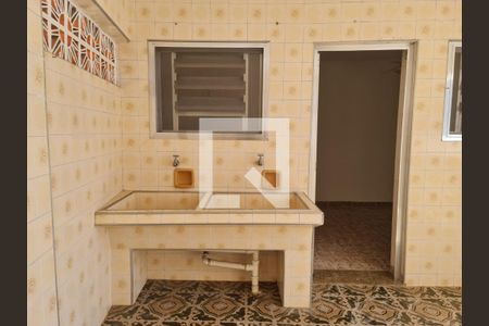 Casa à venda com 200m², 4 quartos e 3 vagas Casa à venda com 200m², 4 quartos e 3 vagasArea de Serviço