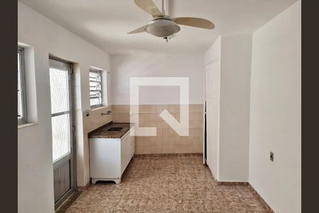 Casa à venda com 200m², 4 quartos e 3 vagas Casa à venda com 200m², 4 quartos e 3 vagasCozinha / Area de Serviço