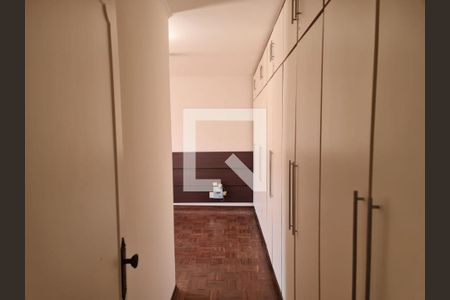 Casa à venda com 200m², 4 quartos e 3 vagas Casa à venda com 200m², 4 quartos e 3 vagasQuarto 3