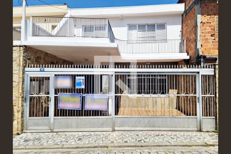 Casa à venda com 200m², 4 quartos e 3 vagas Casa à venda com 200m², 4 quartos e 3 vagasFachada da Casa