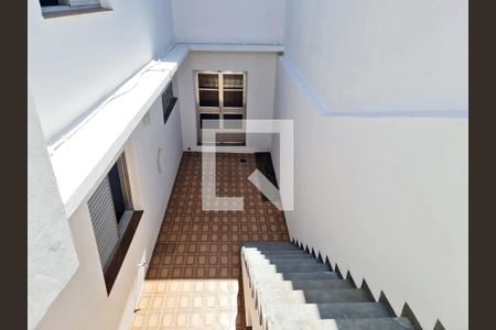 Casa à venda com 200m², 4 quartos e 3 vagas Casa à venda com 200m², 4 quartos e 3 vagasQuintal