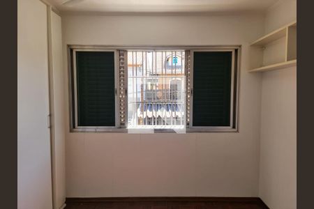 Casa à venda com 200m², 4 quartos e 3 vagas Casa à venda com 200m², 4 quartos e 3 vagasQuarto 2