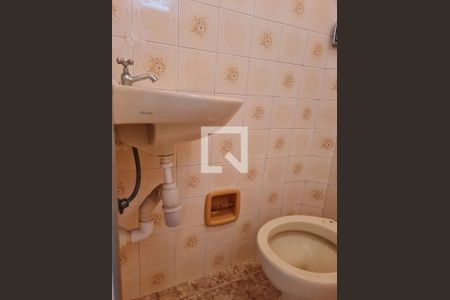 Casa à venda com 200m², 4 quartos e 3 vagas Casa à venda com 200m², 4 quartos e 3 vagasArea de Serviço