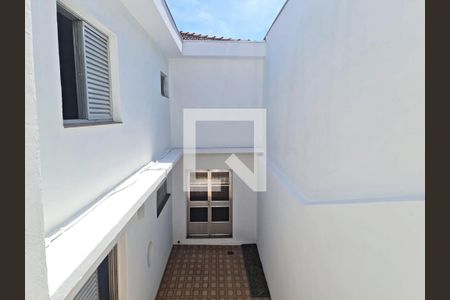 Casa à venda com 200m², 4 quartos e 3 vagas Casa à venda com 200m², 4 quartos e 3 vagasQuintal