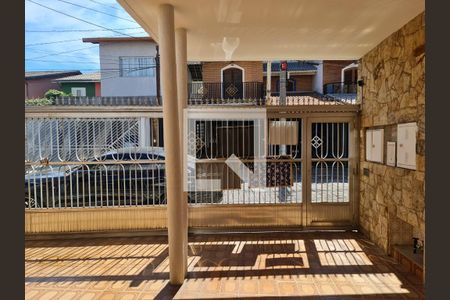 Casa à venda com 200m², 4 quartos e 3 vagas Casa à venda com 200m², 4 quartos e 3 vagasGaragem