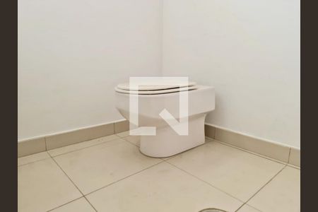 Casa à venda com 200m², 4 quartos e 3 vagas Casa à venda com 200m², 4 quartos e 3 vagasLavabo