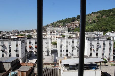 Vista do Quarto 2 de apartamento à venda com 2 quartos, 65m² em Olaria, Rio de Janeiro