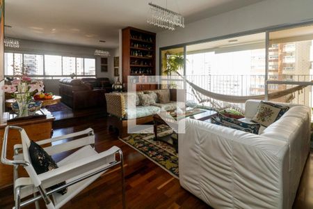 Apartamento à venda com 202m², 4 quartos e 3 vagasSala