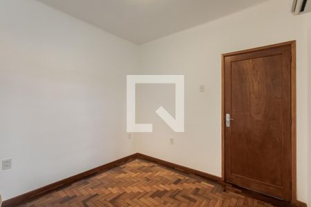 Quarto 2 de apartamento à venda com 2 quartos, 75m² em Rio Branco, Porto Alegre