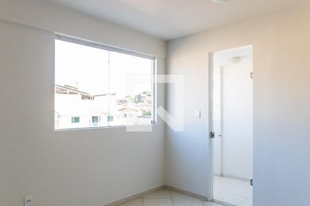 Sala de apartamento para alugar com 2 quartos, 56m² em Glória, Belo Horizonte