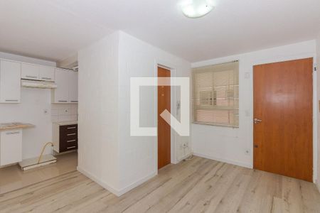 Sala de apartamento à venda com 2 quartos, 40m² em Rubem Berta, Porto Alegre