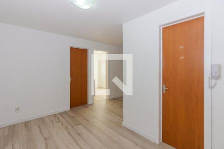 Sala de apartamento à venda com 2 quartos, 40m² em Rubem Berta, Porto Alegre