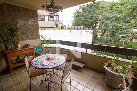 Varanda da Sala de apartamento à venda com 4 quartos, 216m² em Bela Vista, Porto Alegre