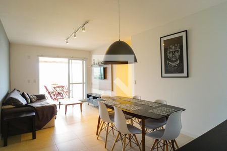 Sala de apartamento para alugar com 3 quartos, 120m² em Barra da Tijuca, Rio de Janeiro