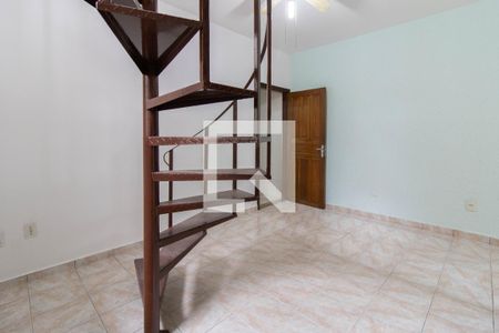 Sala de casa à venda com 5 quartos, 96m² em Vila Medeiros, São Paulo