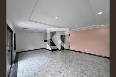 Sala de casa de condomínio à venda com 4 quartos, 350m² em Vargem Pequena, Rio de Janeiro