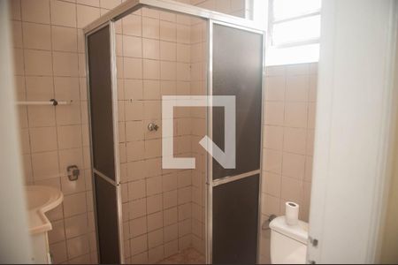 Banheiro de apartamento para alugar com 2 quartos, 56m² em Vila Virgínia, Itaquaquecetuba