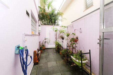 Quintal de casa à venda com 3 quartos, 175m² em Parque Jabaquara, São Paulo