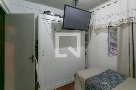Quarto 2 de apartamento para alugar com 2 quartos, 76m² em Nova Floresta, Belo Horizonte