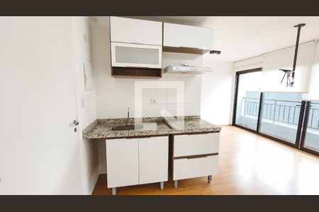 Cozinha de kitnet/studio para alugar com 1 quarto, 25m² em Santana, São Paulo