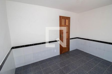 Quarto  de casa para alugar com 2 quartos, 60m² em Parque Chuno, Duque de Caxias