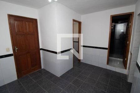 Sala de casa para alugar com 2 quartos, 60m² em Parque Chuno, Duque de Caxias