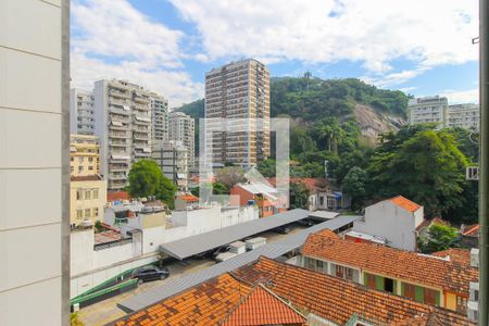 Vista do Quarto de kitnet/studio para alugar com 1 quarto, 30m² em Catete, Rio de Janeiro