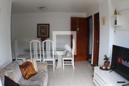 Sala de apartamento para alugar com 2 quartos, 69m² em Pechincha, Rio de Janeiro