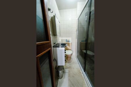 Banheiro da suíte de apartamento para alugar com 3 quartos, 84m² em Palmeiras, Belo Horizonte
