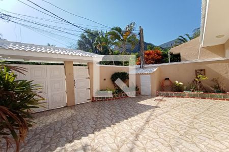 Garagem de casa de condomínio à venda com 4 quartos, 320m² em Jacarepaguá, Rio de Janeiro